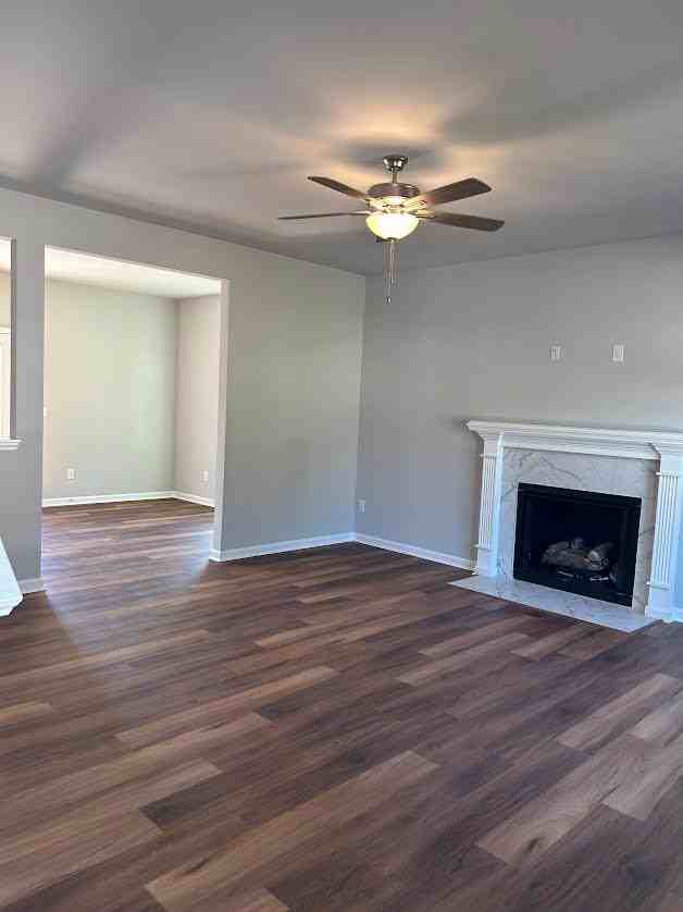 102 Windemere Ln - Photo 2 of 18