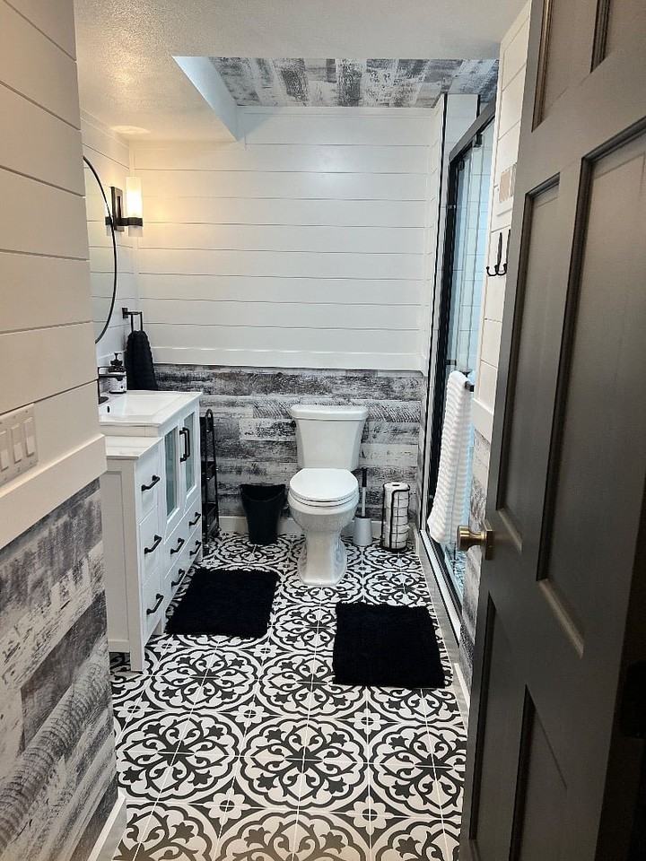 3847 W 103rd Dr - Photo 6 of 9