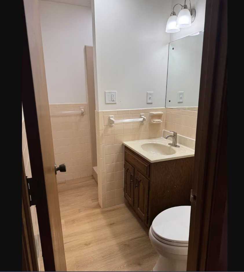 188 Louisiana Ave #188 - Photo 2 of 9