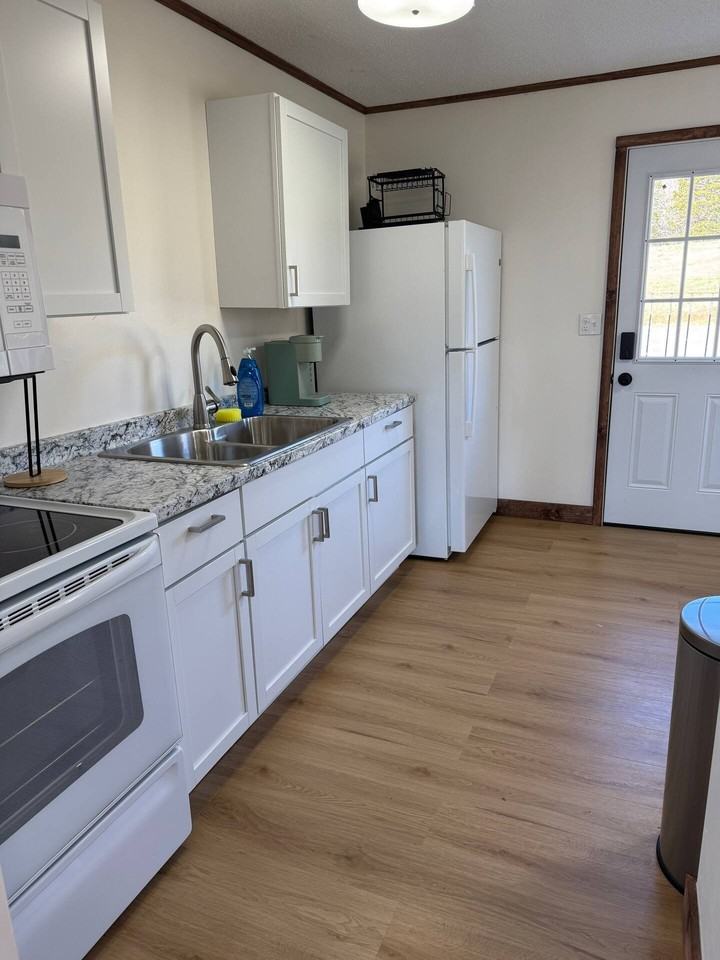 188 Louisiana Ave #188 - Photo 7 of 9