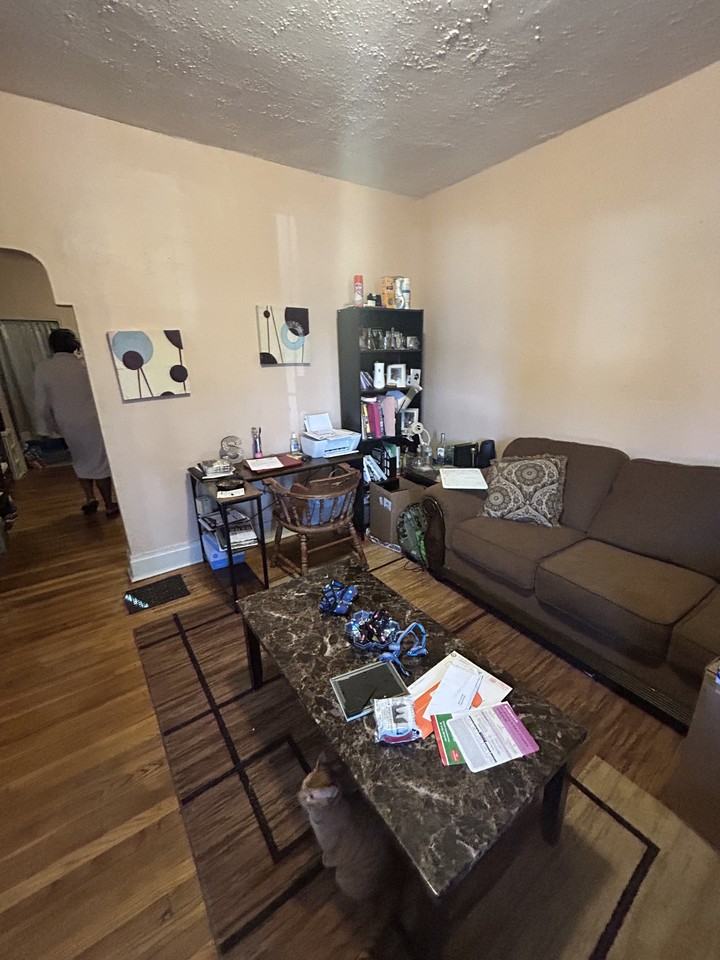 5532 Robin Ave - Photo 2 of 17