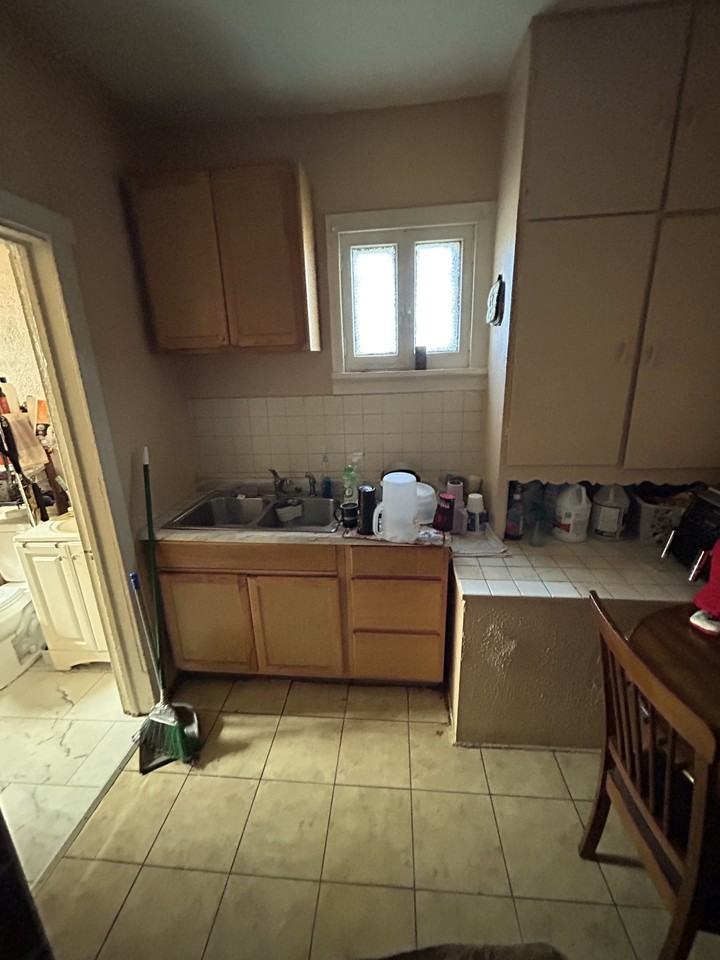 5532 Robin Ave - Photo 7 of 17
