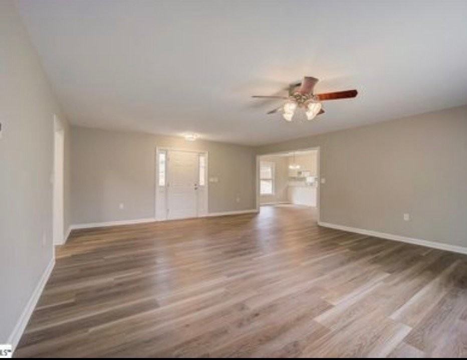 312 Tumbleweed Ter - Photo 4 of 19