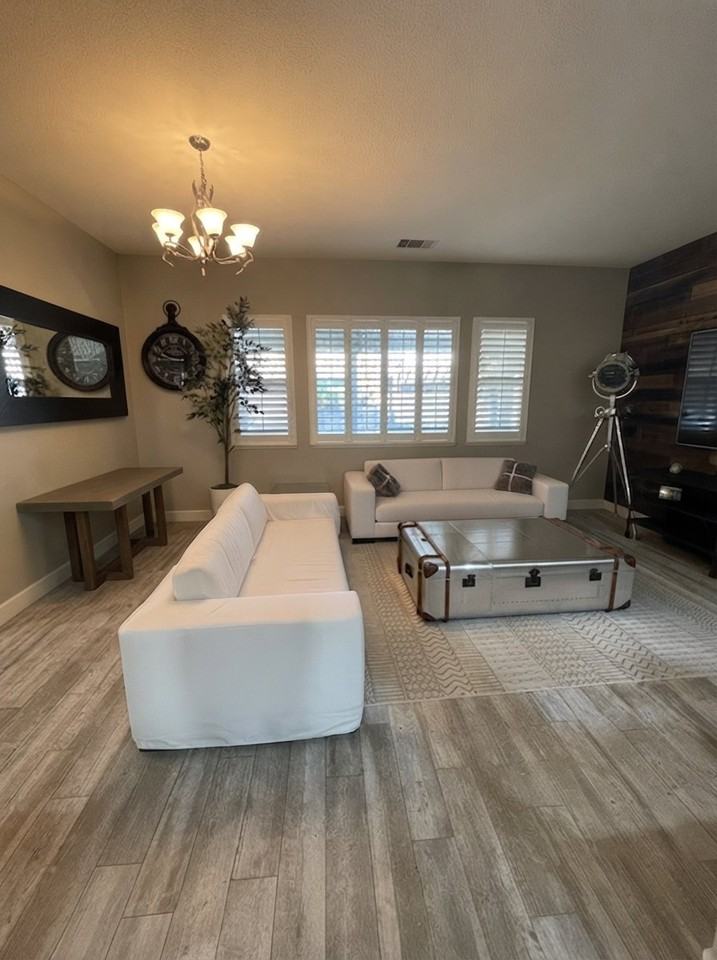 191 Brighton Cir - Photo 2 of 19