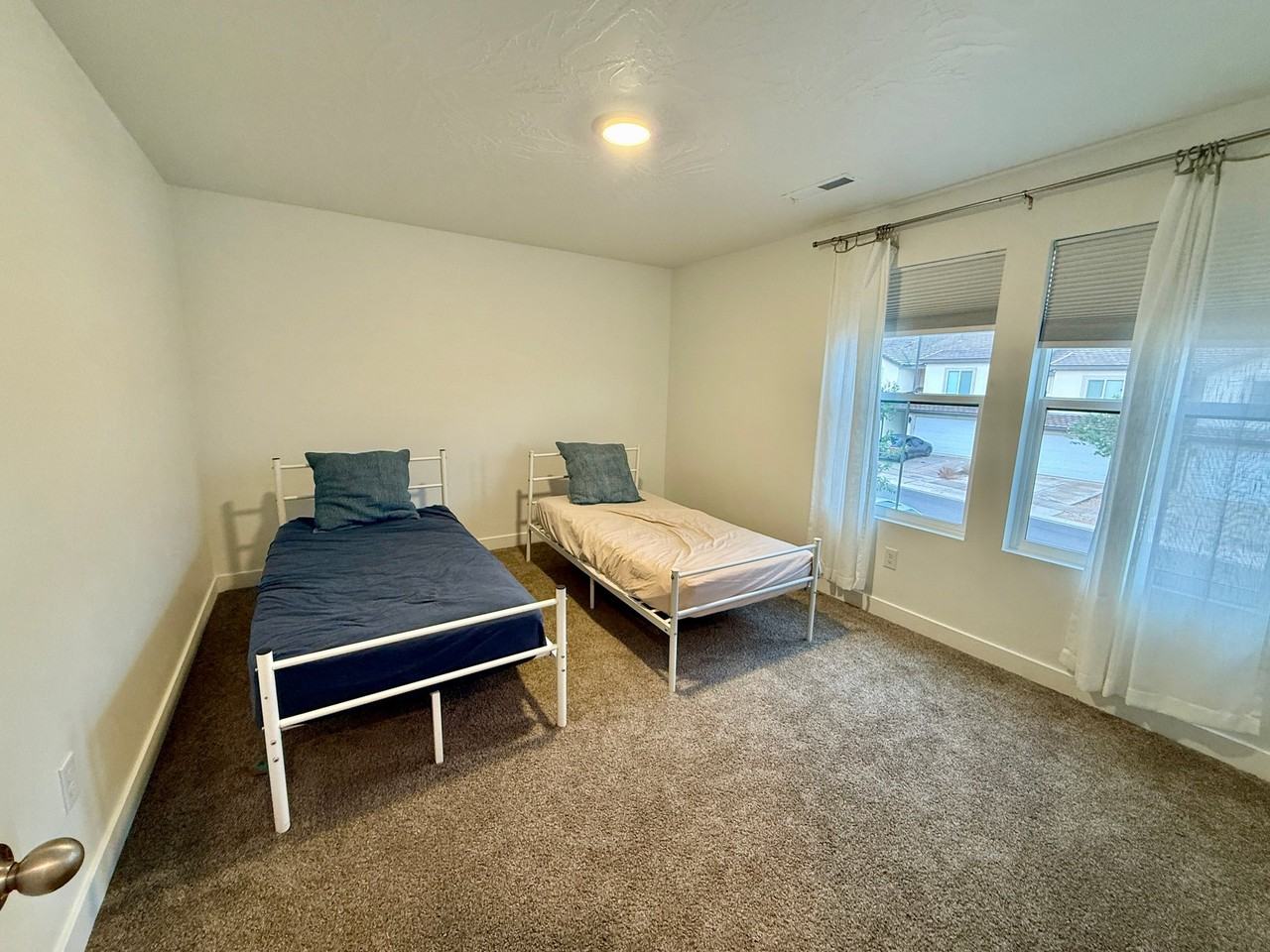 1743 S Wolverine Way - Photo 2 of 13
