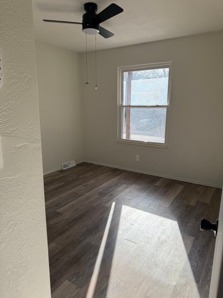 2903 Tepee Ave #2903 - Photo 5 of 13