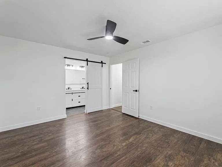 2506 Holt Rd - Photo 6 of 8