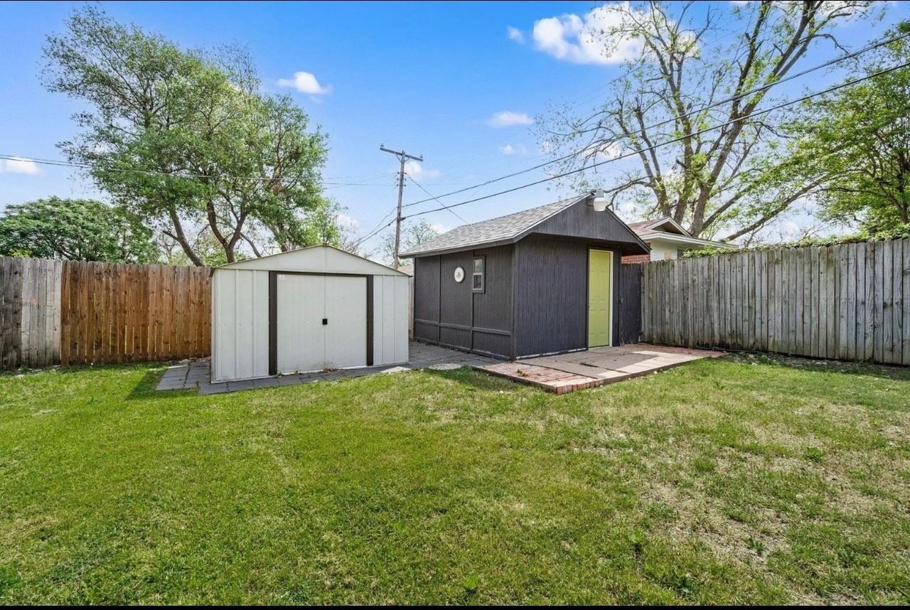 2805 Yates St - Photo 4 of 20