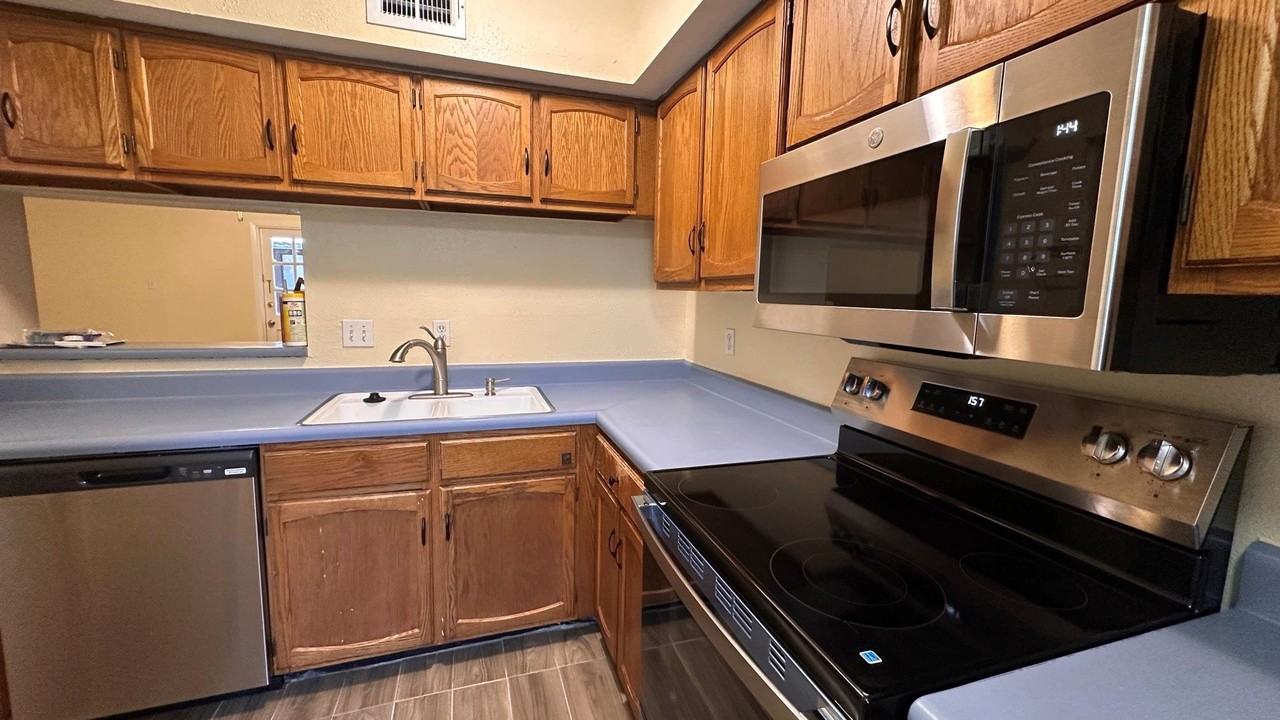 4105 Keeler Ct - Photo 2 of 12