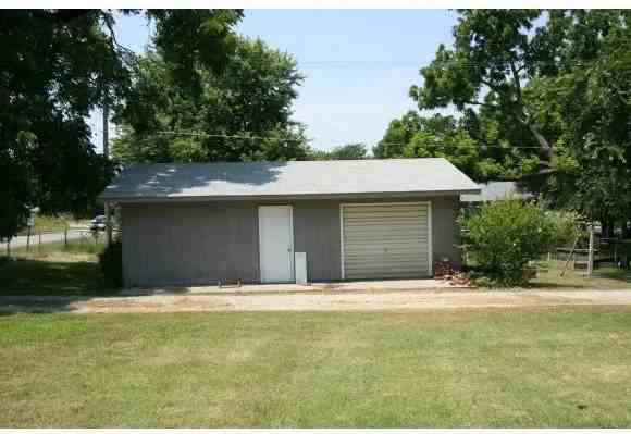 7171 Se Center Rd - Photo 4 of 19