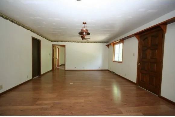 7171 Se Center Rd - Photo 7 of 19