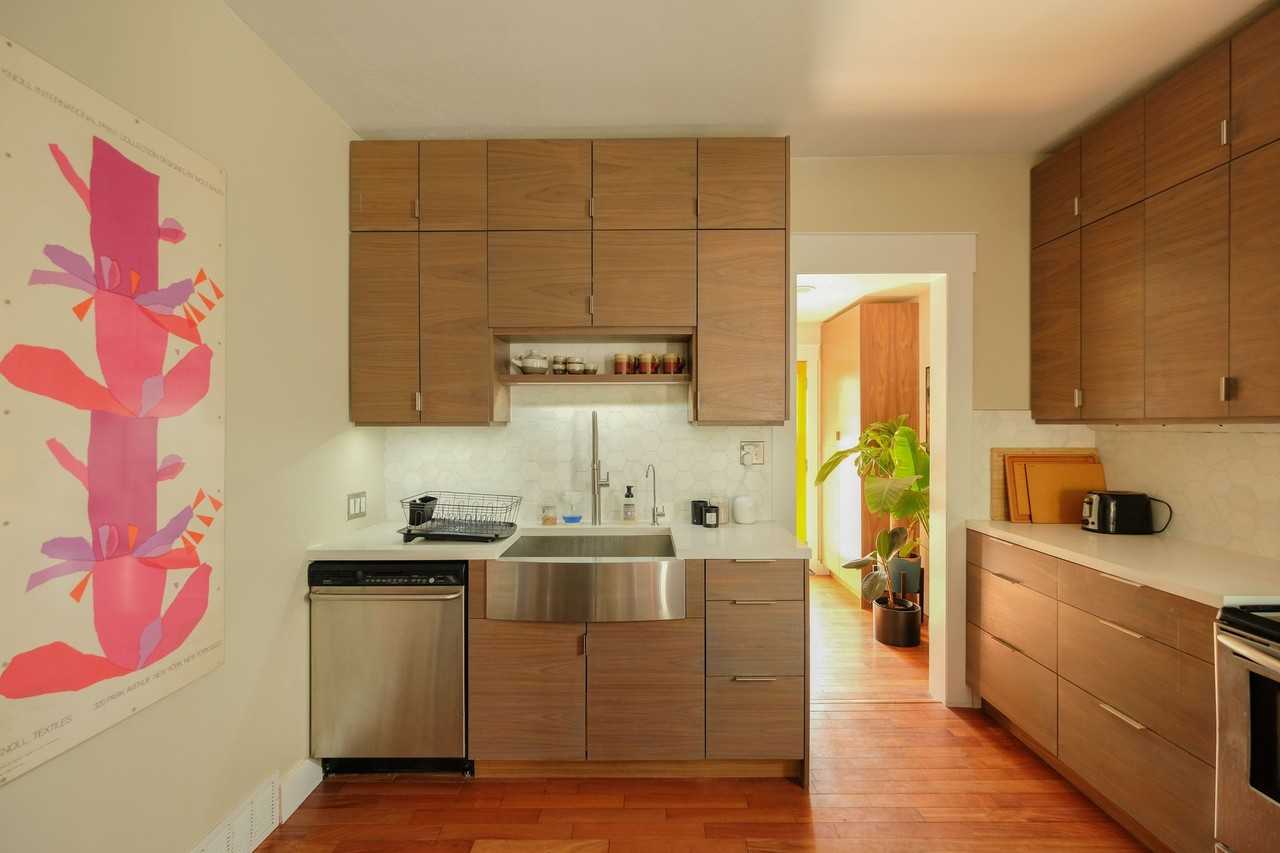 1307 W Indiana Ave - Photo 7 of 23