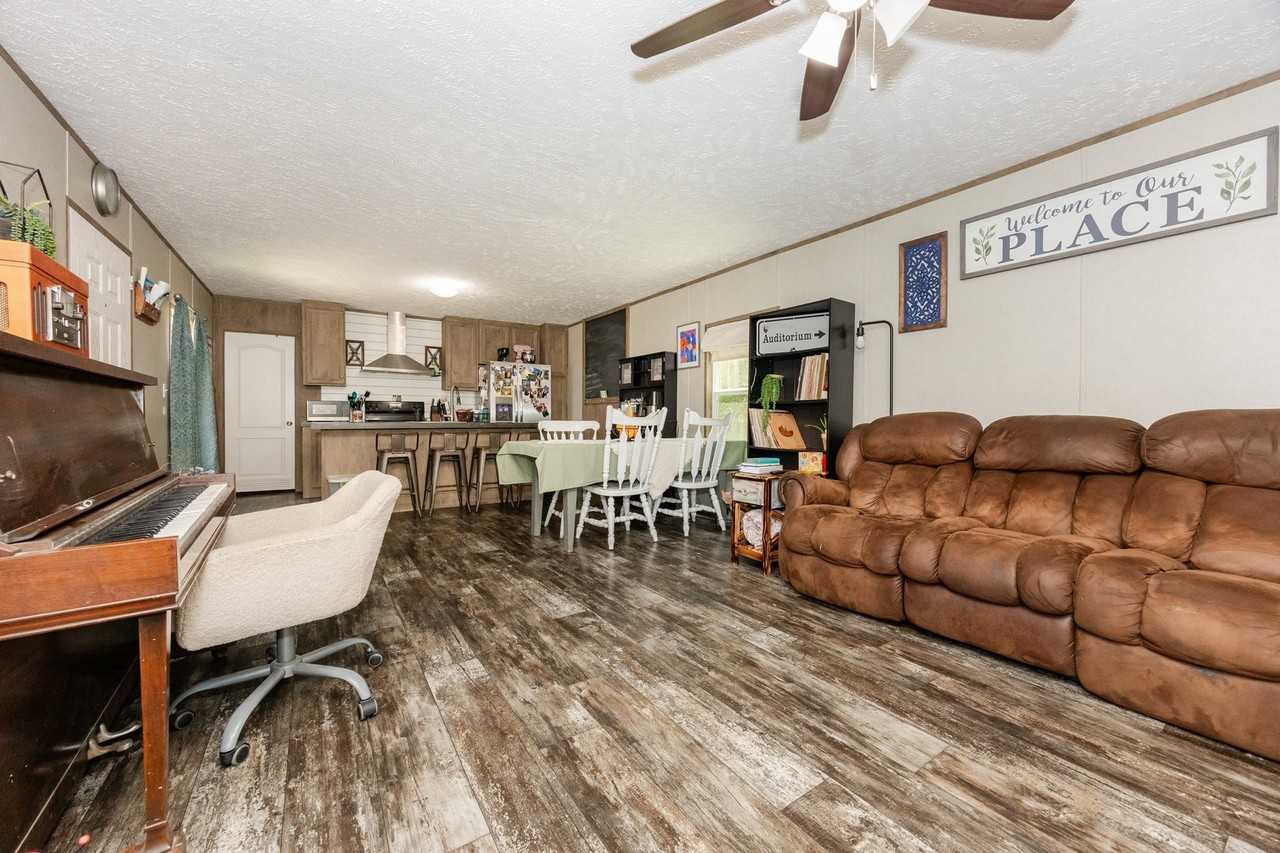 34151 Cane Market Rd - Photo 6 of 13