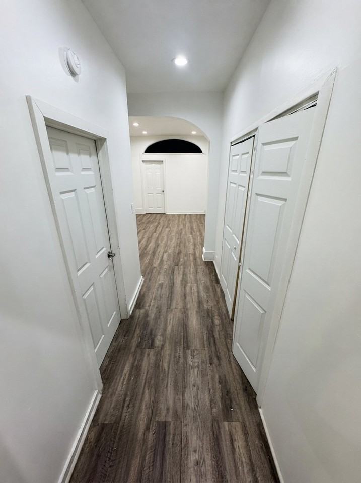 199 Chestnut St #1 - Photo 4 of 11
