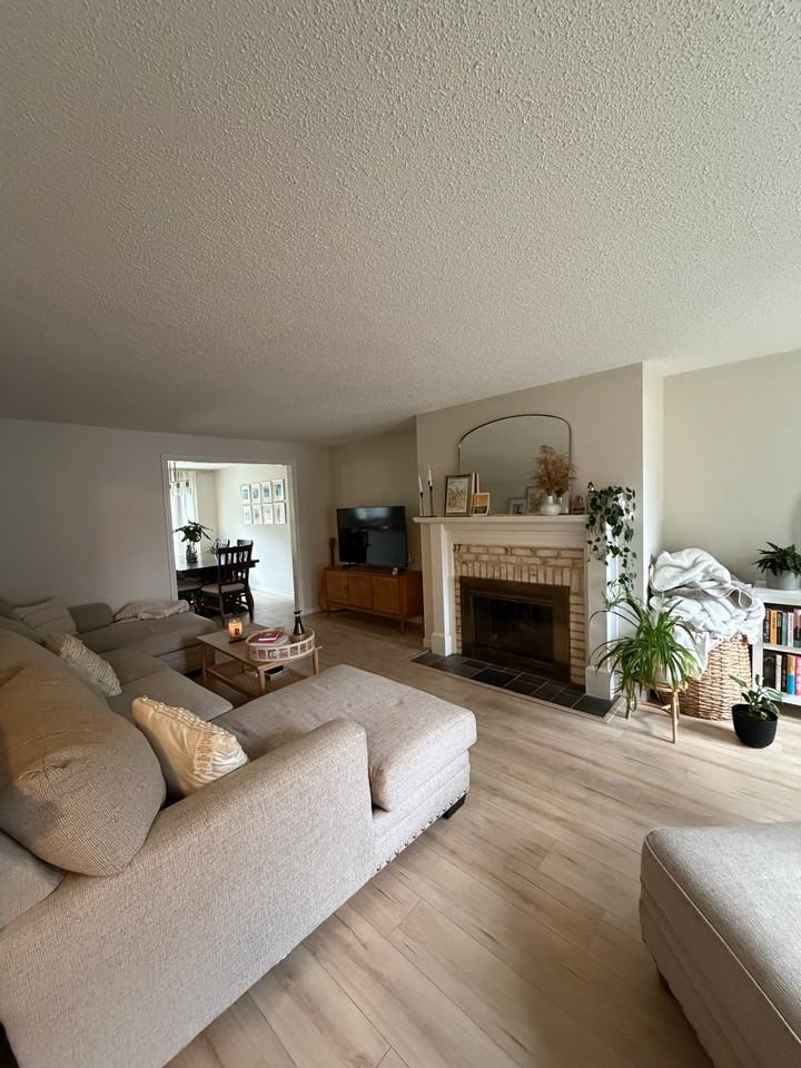 3 Mansion Woods Dr #C - Photo 6 of 9