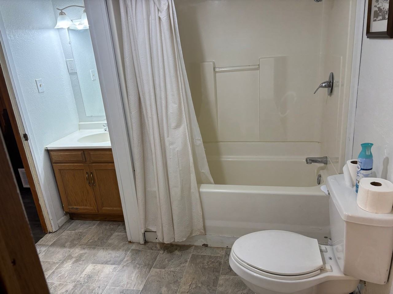 803 S 23rd St - Photo 3 of 23