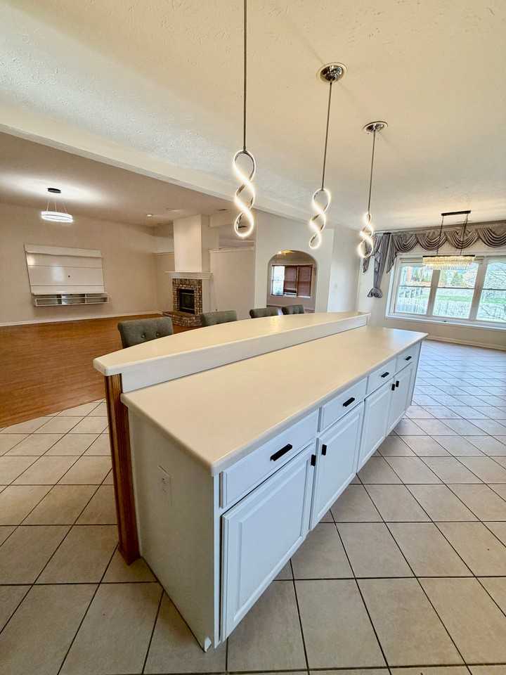 2019 Woodfield Dr - Photo 5 of 16