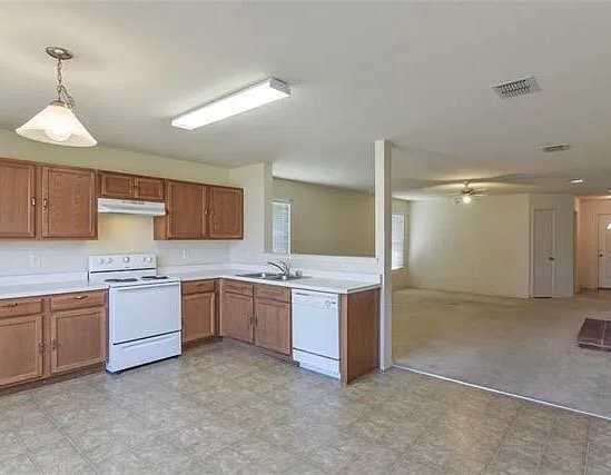 701 Wild Prairie Dr - Photo 6 of 11