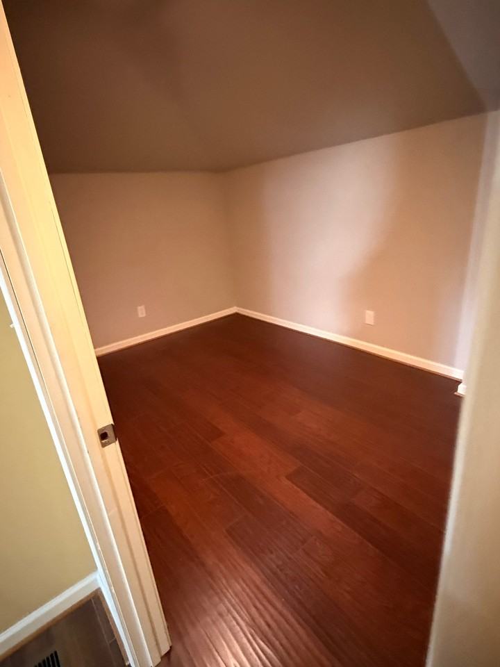 103 Crescent Ave #0 - Photo 7 of 14