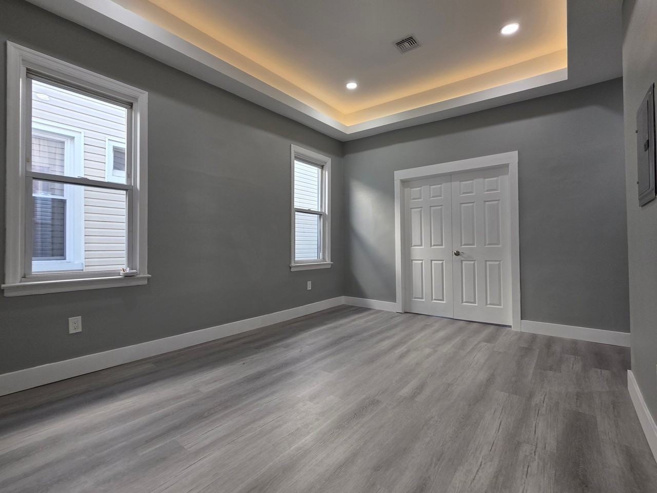 20 W 49th St #2 - Photo 5 of 19