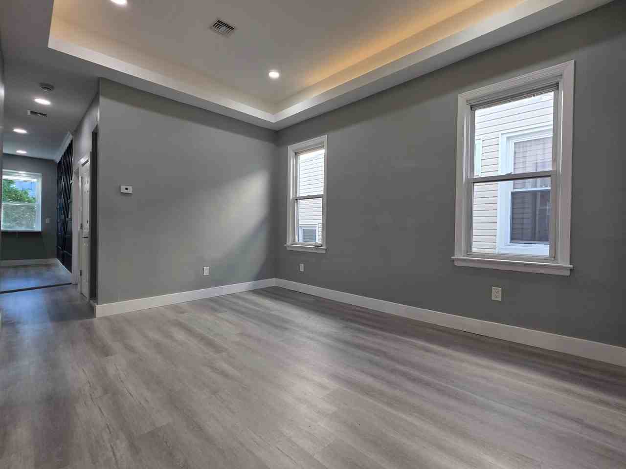 20 W 49th St #2 - Photo 7 of 19