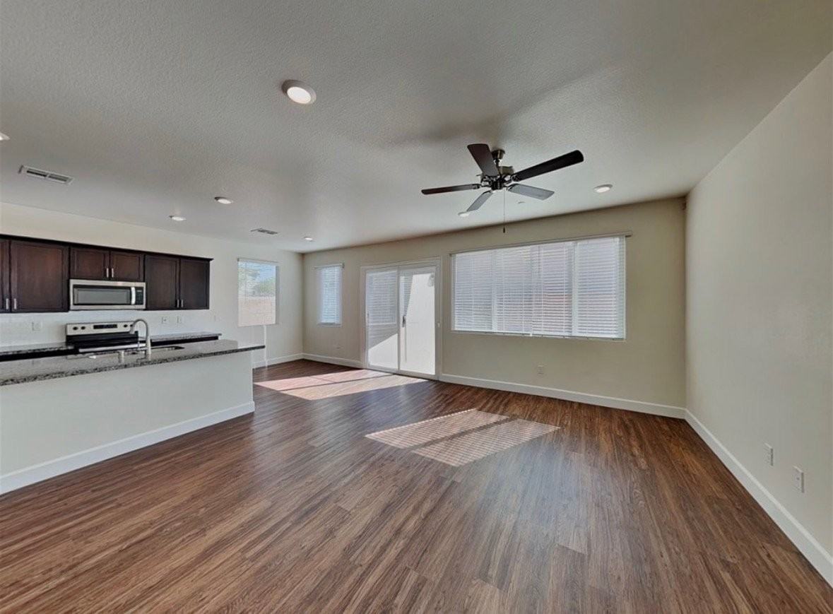 126 Arroyo Arch Ln - Photo 3 of 12