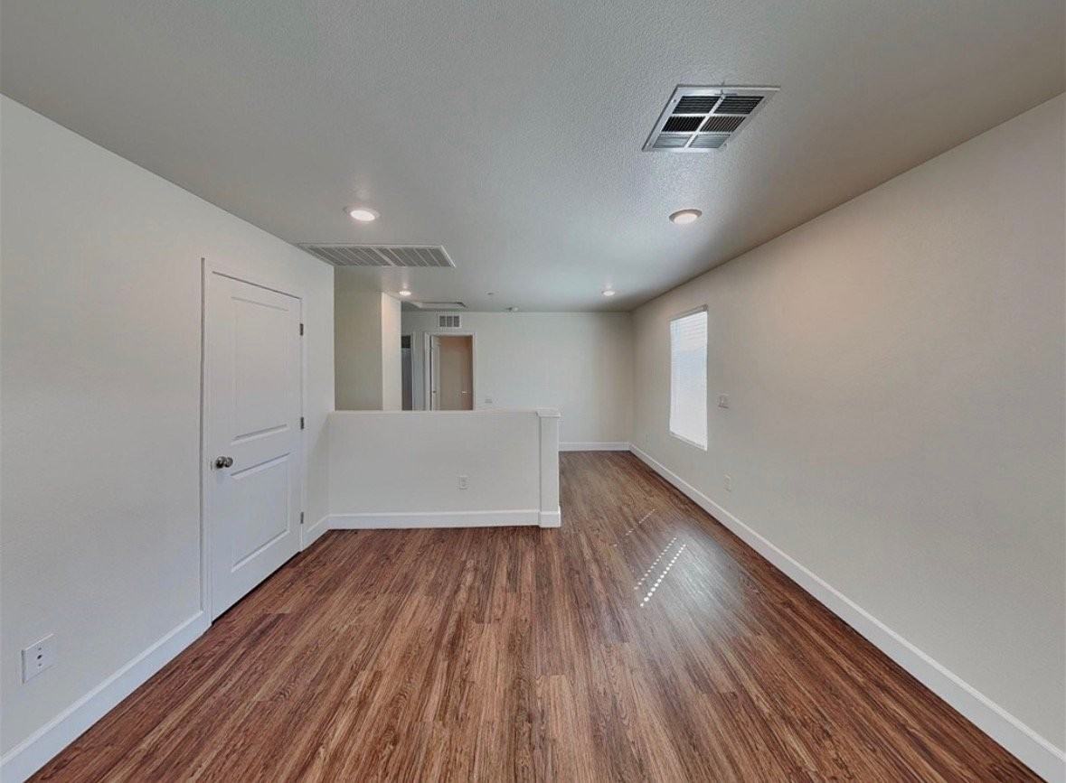 126 Arroyo Arch Ln - Photo 4 of 12