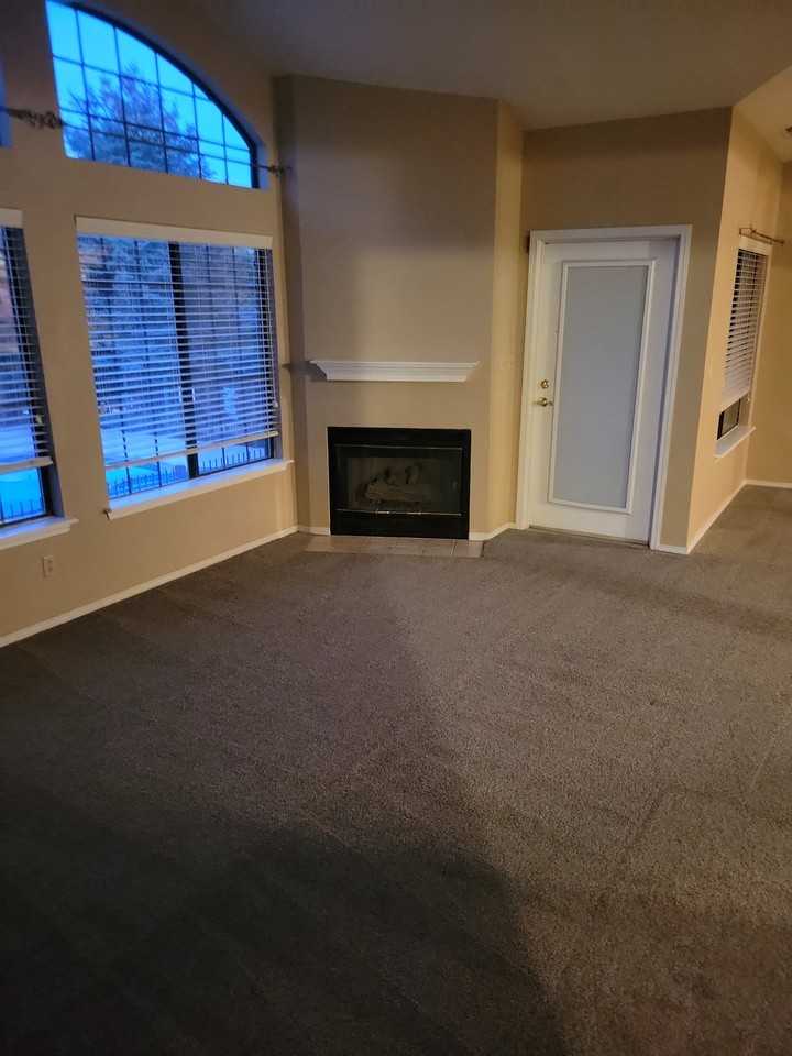 2132 Denton Grv #203 - Photo 4 of 5