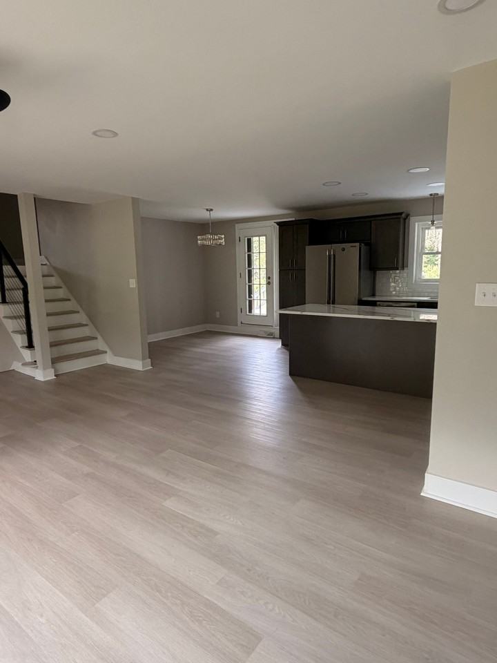6210 Cora St - Photo 4 of 18