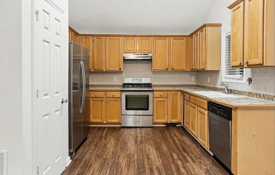 5955 Hickory Springs Dr - Photo 2 of 10