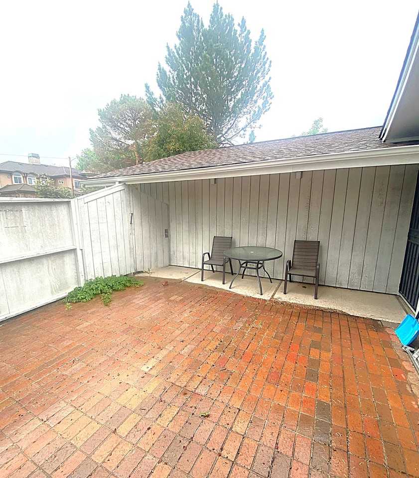 951 S Fulton St - Photo 7 of 7