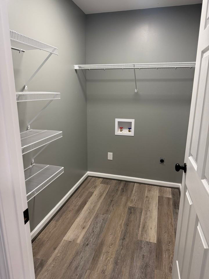77 Alverson St #6 - Photo 5 of 11
