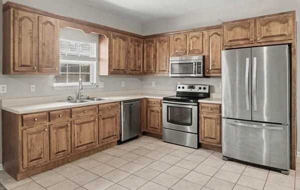 100 Camellia Ln - Photo 3 of 10