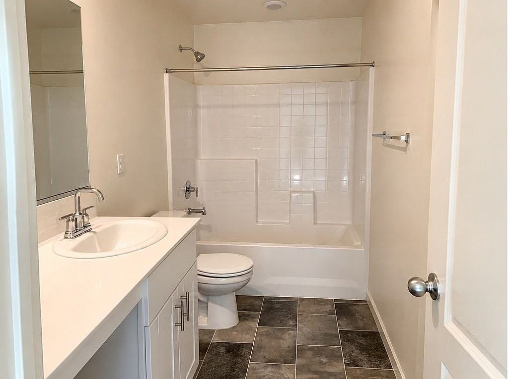 4254 Theresa Ln - Photo 4 of 12