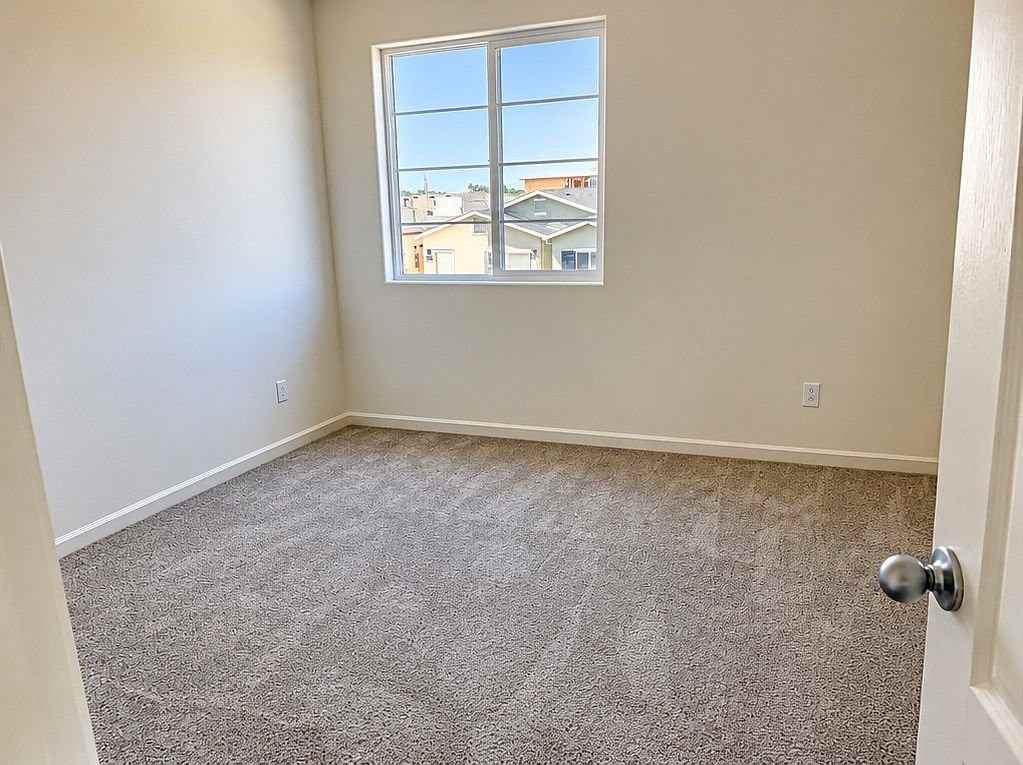 4254 Theresa Ln - Photo 5 of 12
