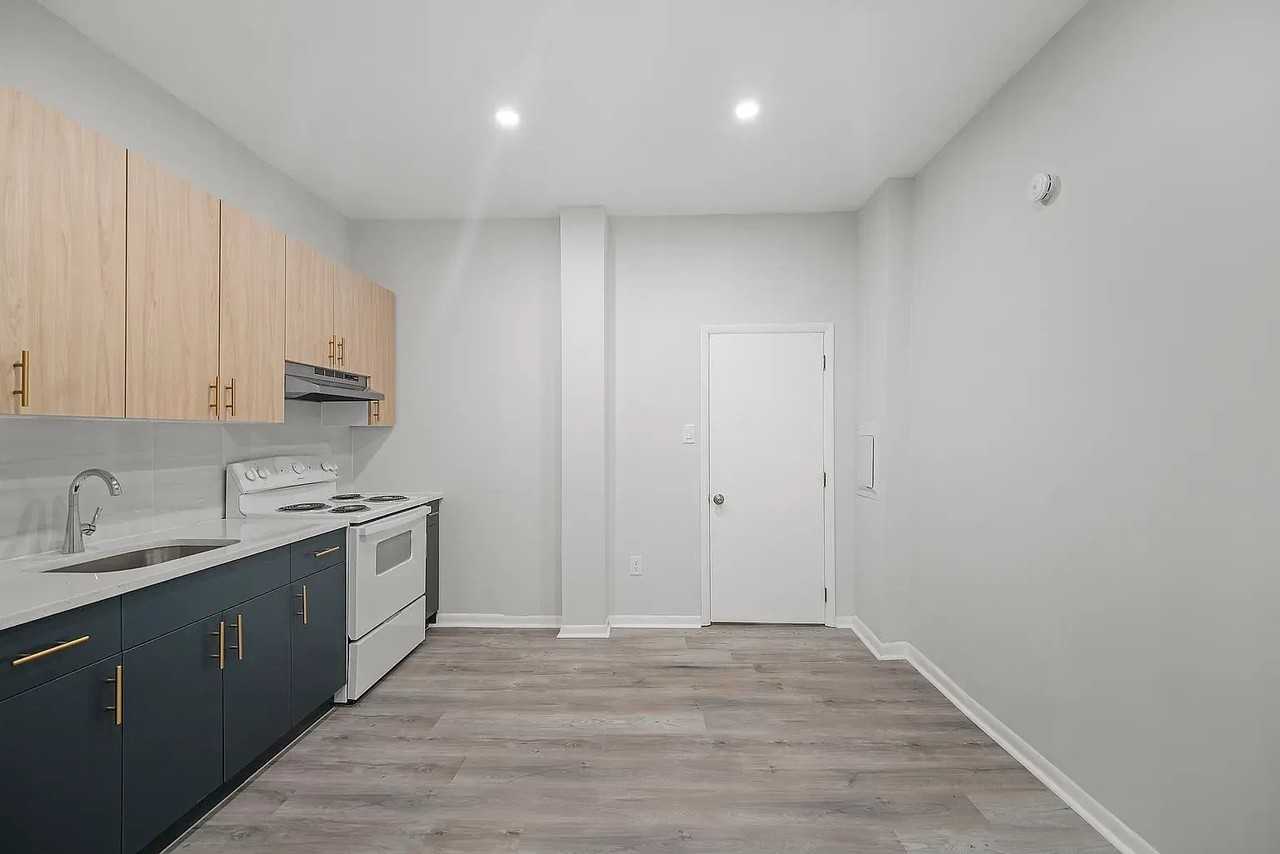 828 N Washington St #1F - Photo 2 of 8
