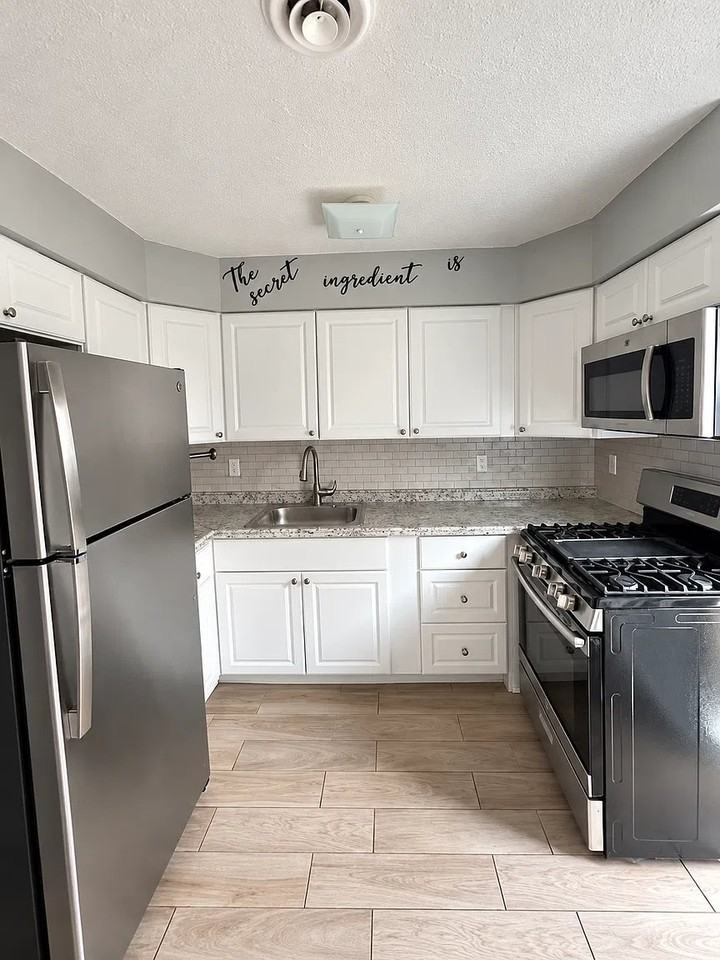315 Kennebec St - Photo 2 of 17