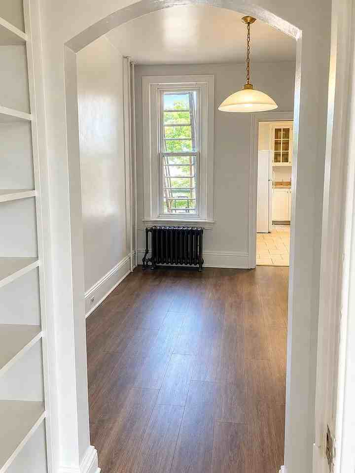 1132 W 4th St #2 - Photo 7 of 8