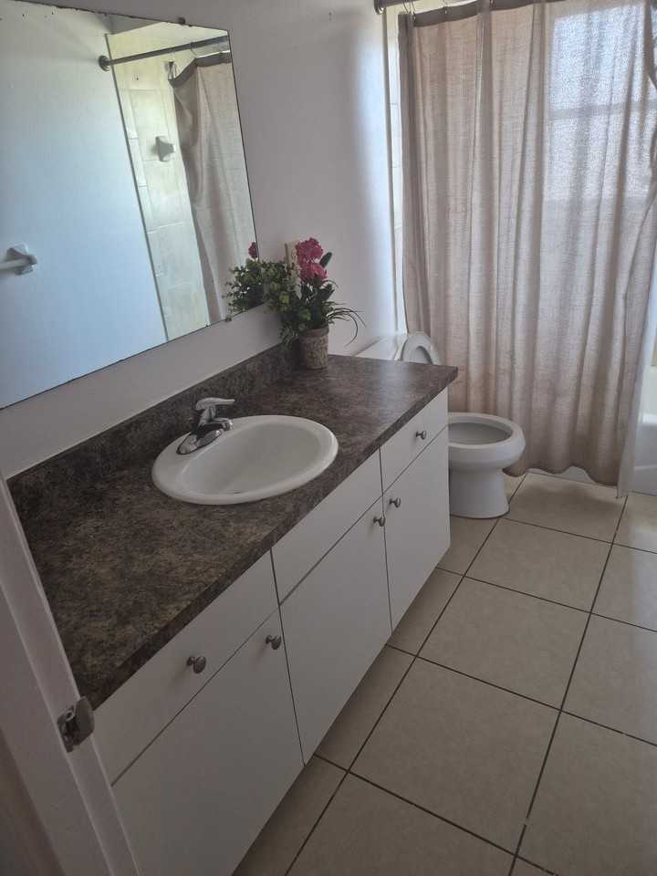 2304 60th Ave W - Photo 5 of 7