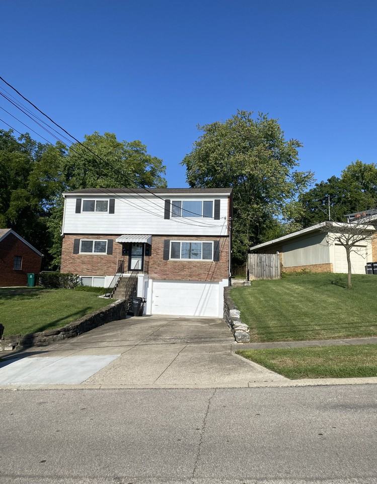 4947 Charlemar Dr #2