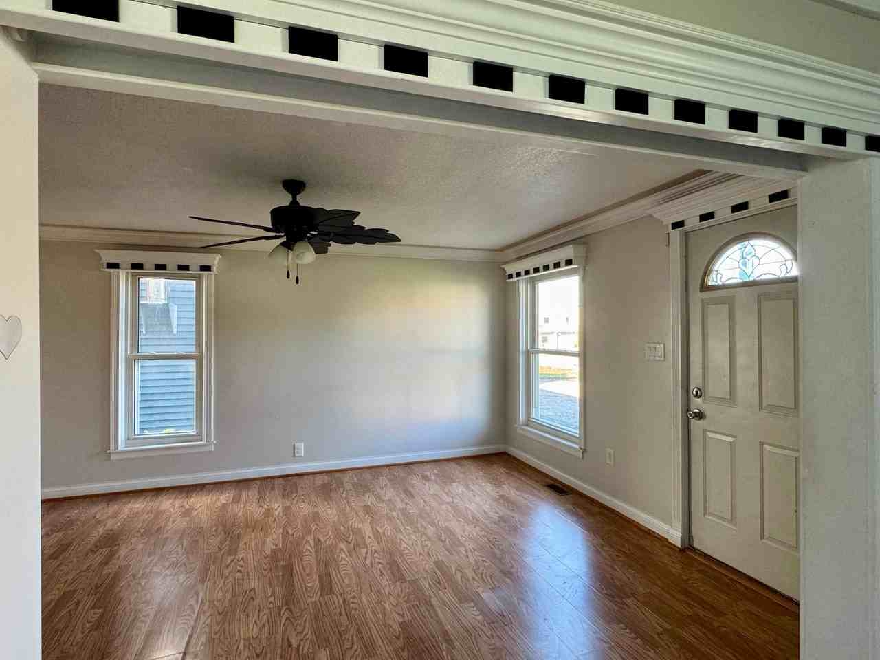 2130 Freeman St - Photo 6 of 18