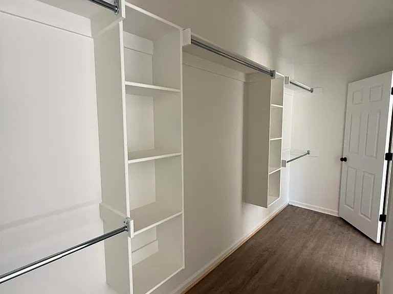 531 Madeleine Cir - Photo 2 of 16
