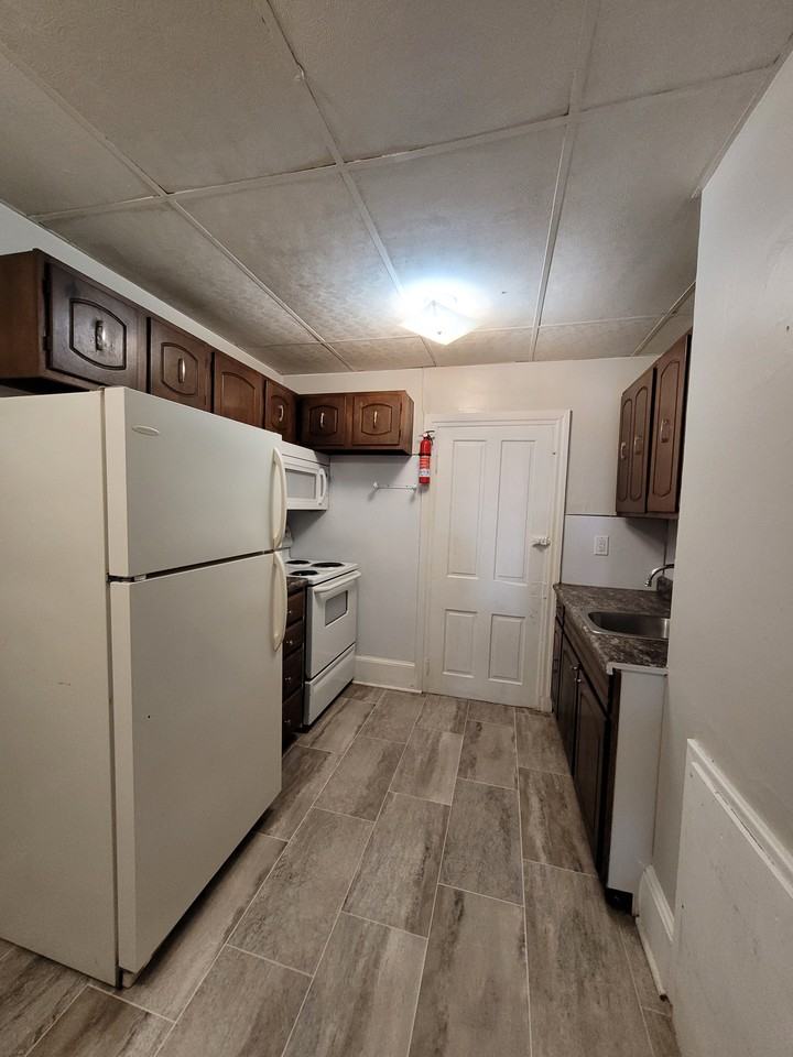 71 South Main Street - Photo 4 of 11