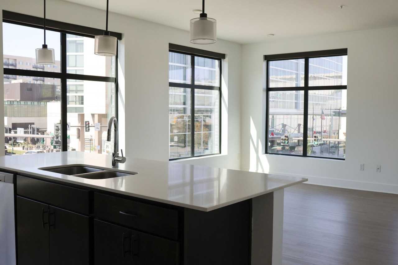 Capitol Place Apartments - Photo 4 of 8