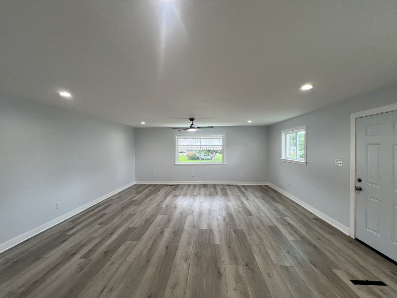 931 Roosevelt Blvd #C - Photo 3 of 14