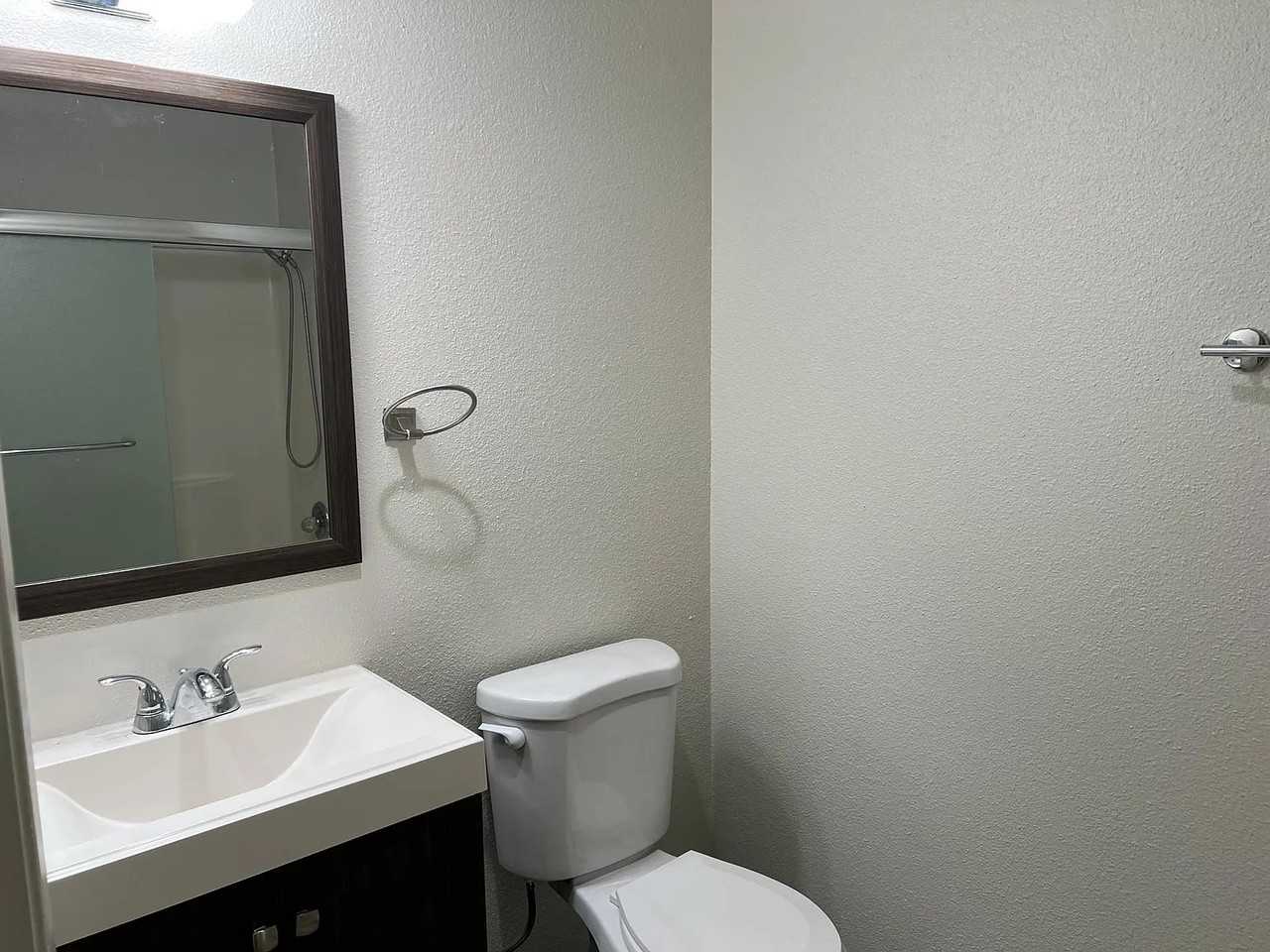 4326 Oregon St #3 - Photo 7 of 8