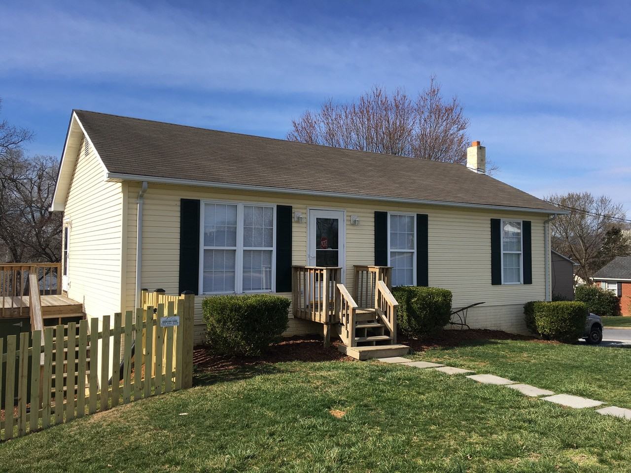 1333 Monroe Ave #A - Photo 2 of 19