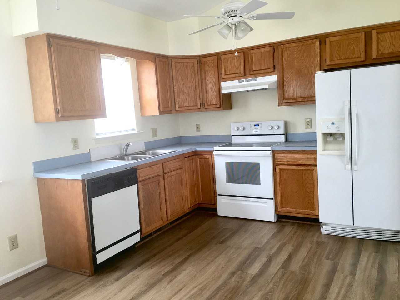 1333 Monroe Ave #A - Photo 5 of 19