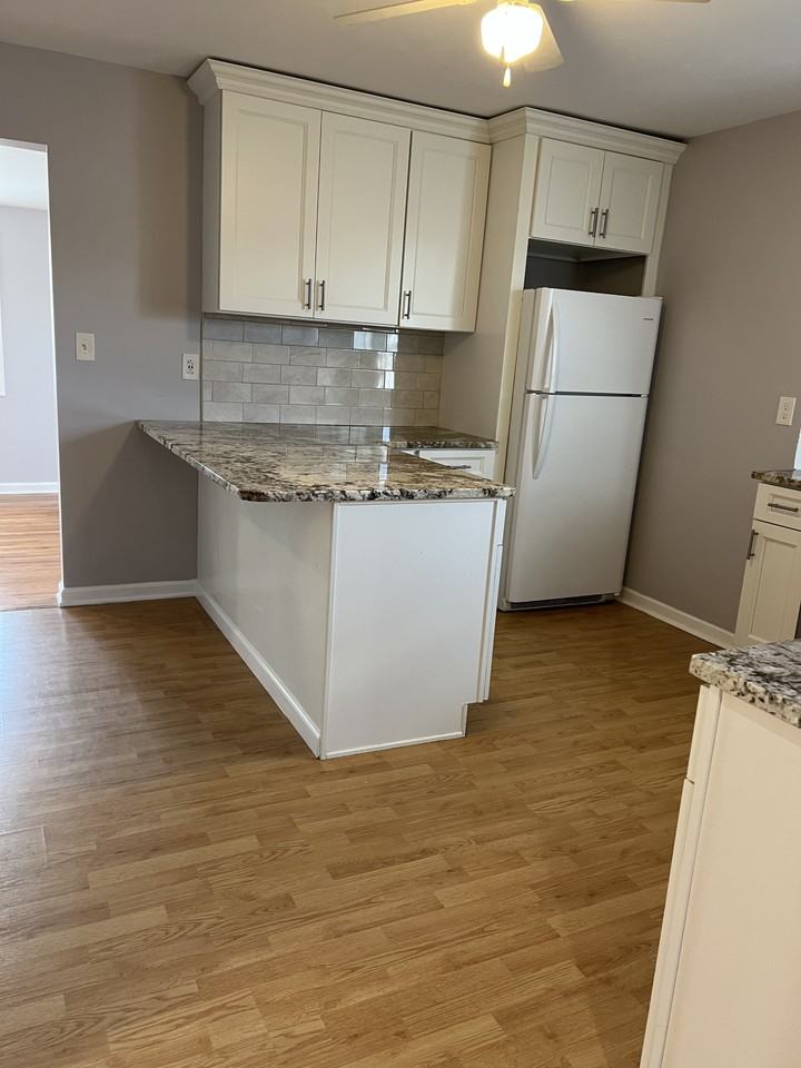 8-60 Forest St #2 - Photo 4 of 13