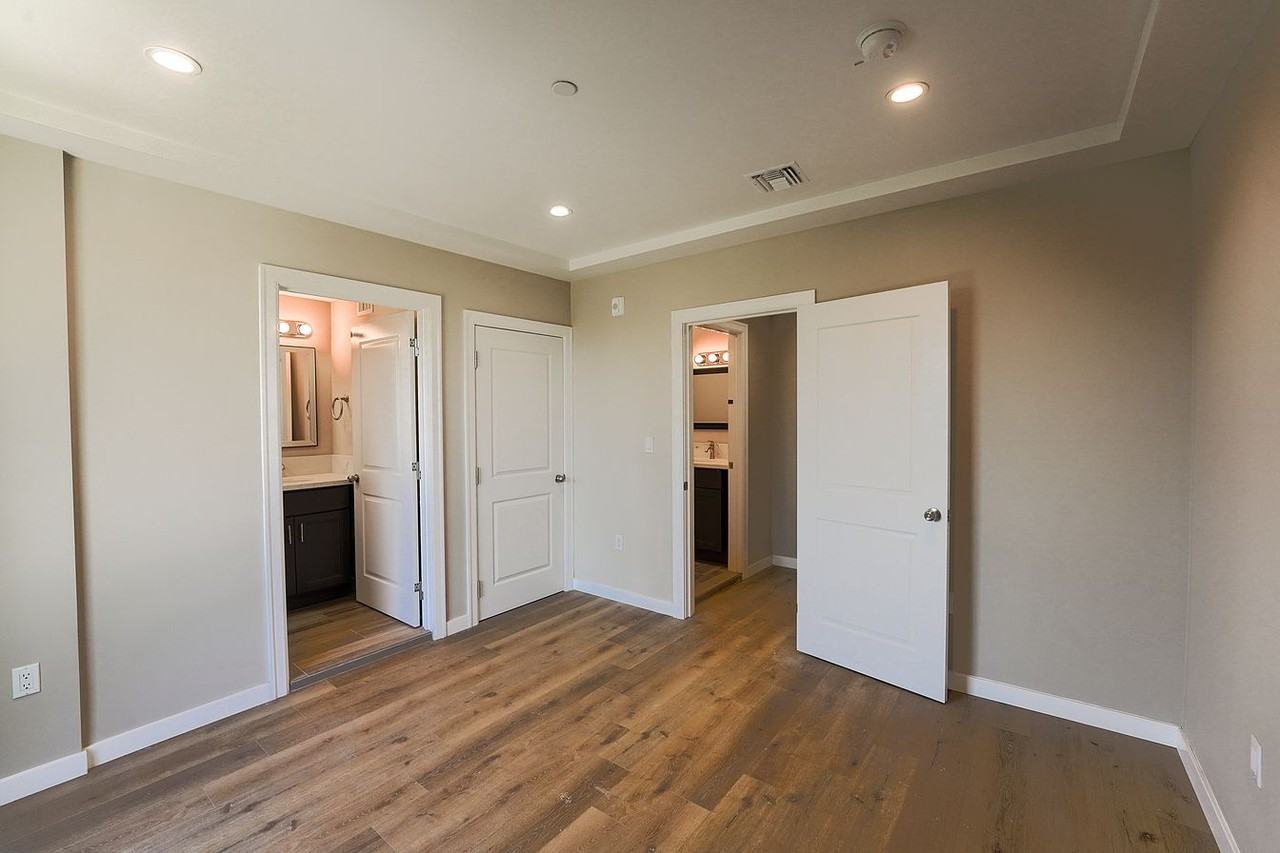 8837 Burnet Ave #102 - Photo 6 of 12